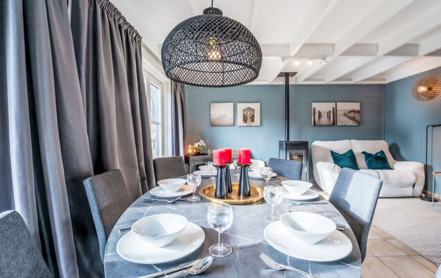 Beluga with parking and shared pool - Photo 2