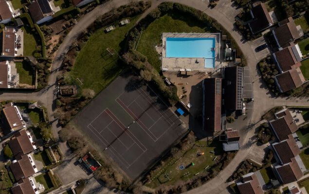 Beluga with parking and shared pool - Photo 25