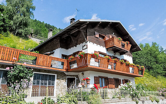 Santa Lucia - Photo 1