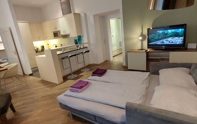 Inner City - Photo 15